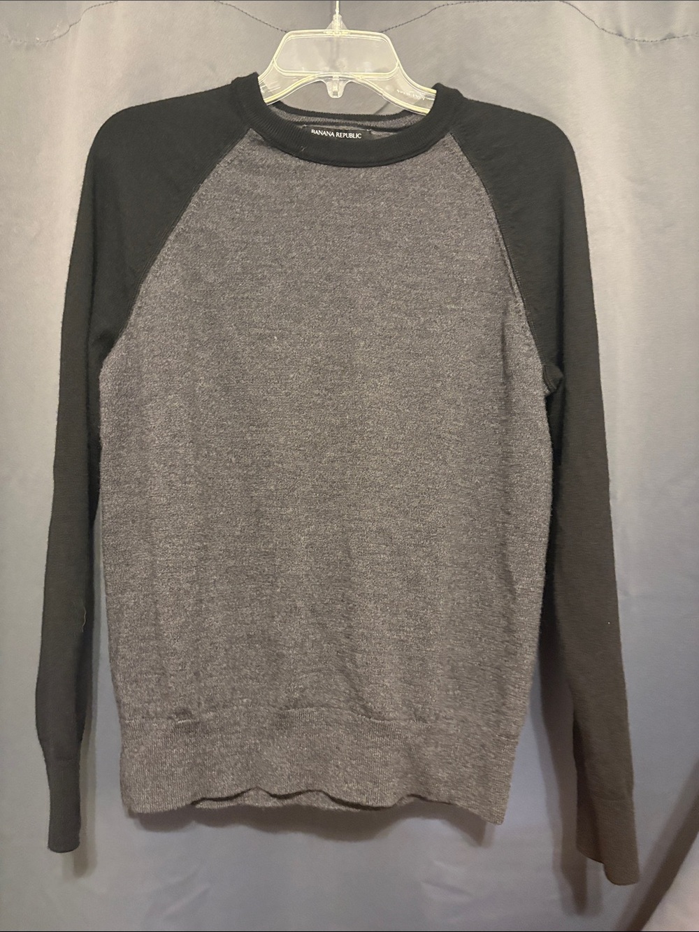 Banana Republic Men's Gray Body with Black Raglan Crewneck Sweater